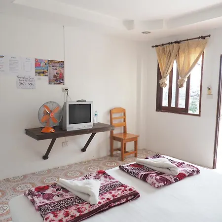 Pranee Guesthouse